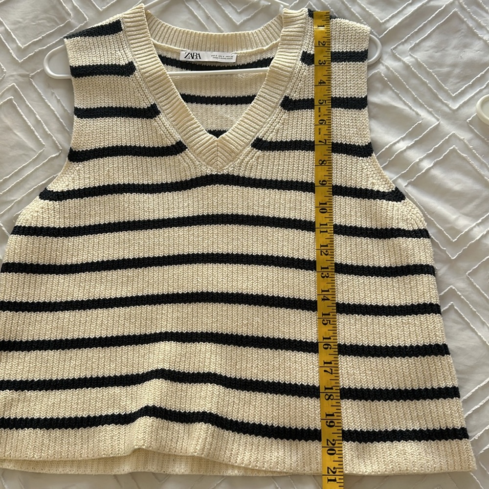 ZARA knit sweater vest - Picture 7 of 7